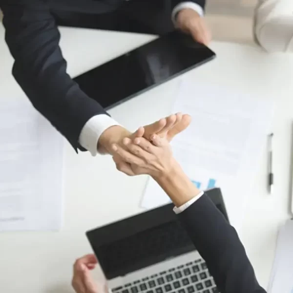 ۳ روش برای تقویت تیم فروش بدون اعمال فشار و استرس